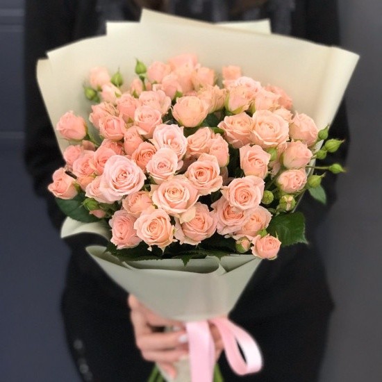 Букет из 13 розовых роз «Бархатные грани»